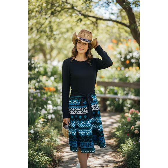 Eliza J Fit & Flare Sweater Dress Coastal Boho Chic Country Western Print LG - Picture 2 of 13